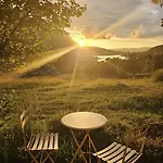 Cozy Yurt On Regenerative Farm *