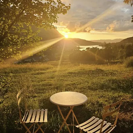 Cozy Yurt On Regenerative Farm *