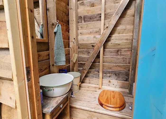 Cozy Yurt On Regenerative Farm Luxuszelt
